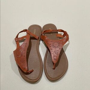 Sonoma Tan Sandals with Floral Cutout